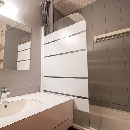 2 Pieces A - Aux Pieds, Animaux Admis, Balcon, Cuisine Equipee - Fr-1-356-290 Apartment Valmorel